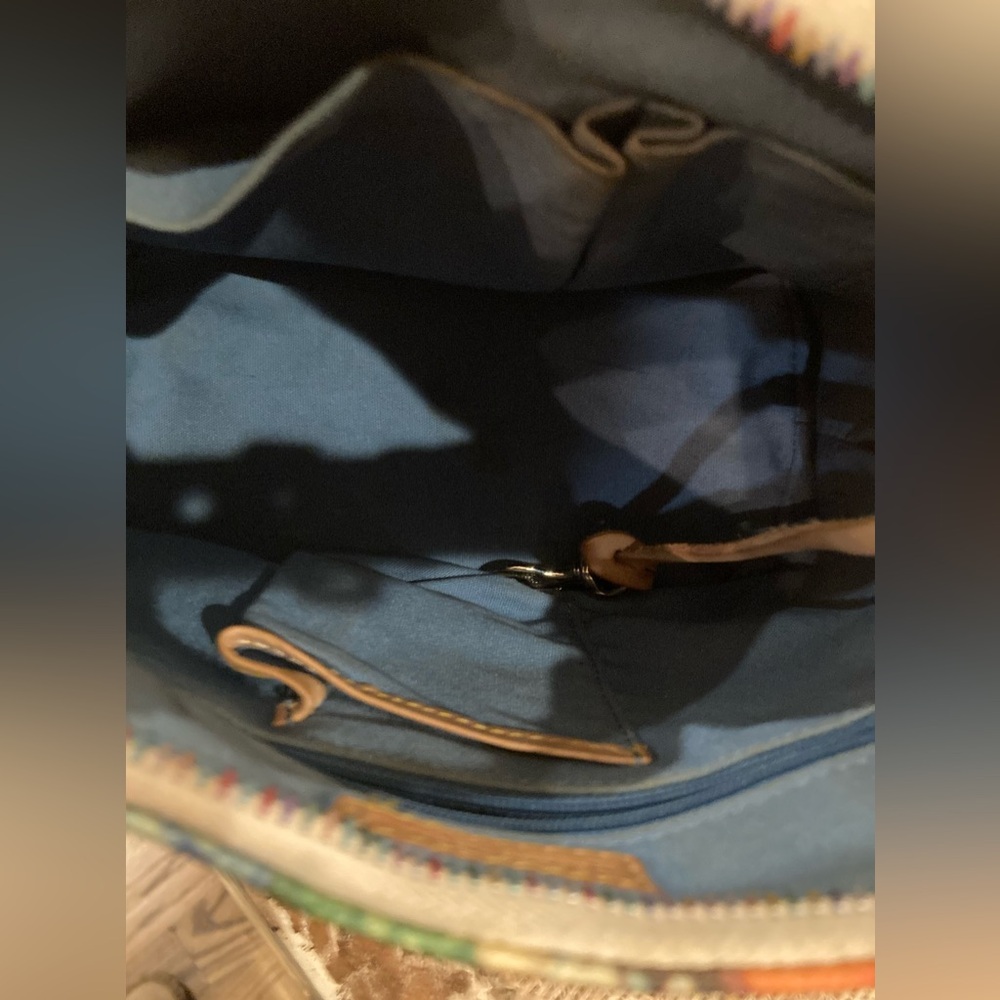 Dooney and Bourke Y2K Candy Bucket Bag on Off White HOBO Rare Hard‎ To Find - Picture 9 of 11